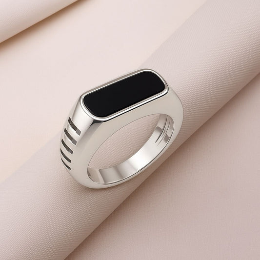 Elegant Silver Black Minimalist Signet Ring – Unisex Fashion Ring 💍🖤